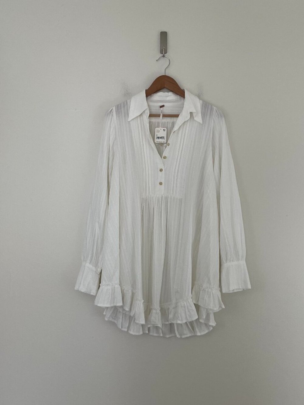 Free People Love Me Tender Tunic Top in Optic White Size Small